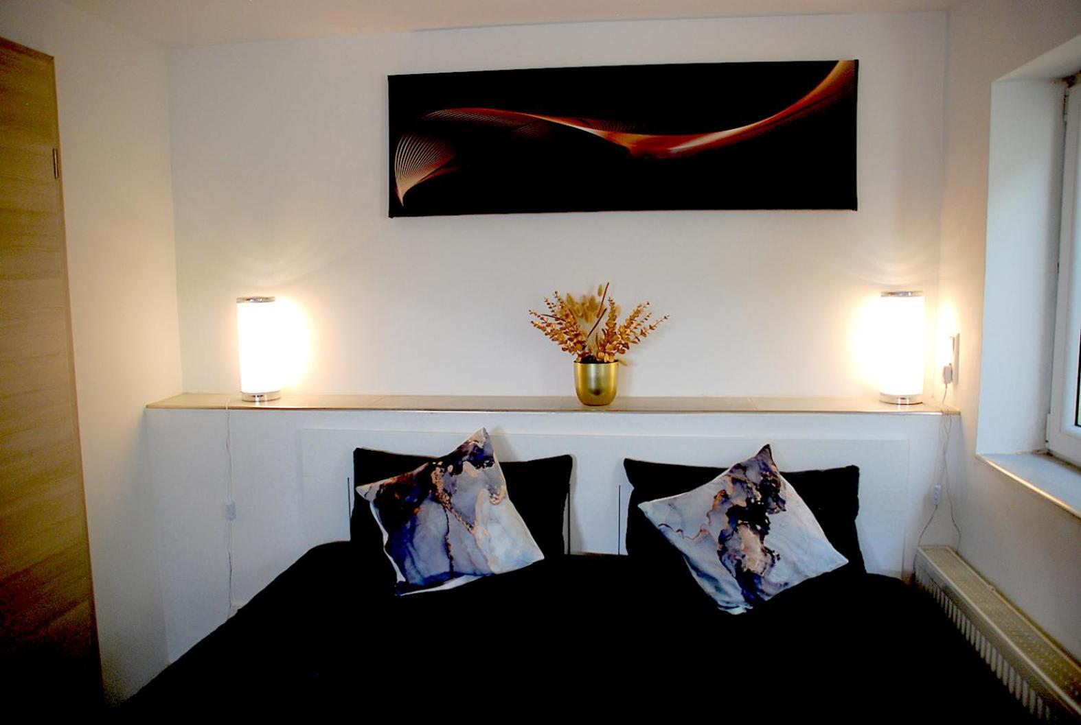 Willkommen In Dagersheim Bei Boeblingen! Gemuetliches 1 Zi Appartement Zum Wohlfuehlen In Einem Angenehmen Umfeld! Екстериор снимка