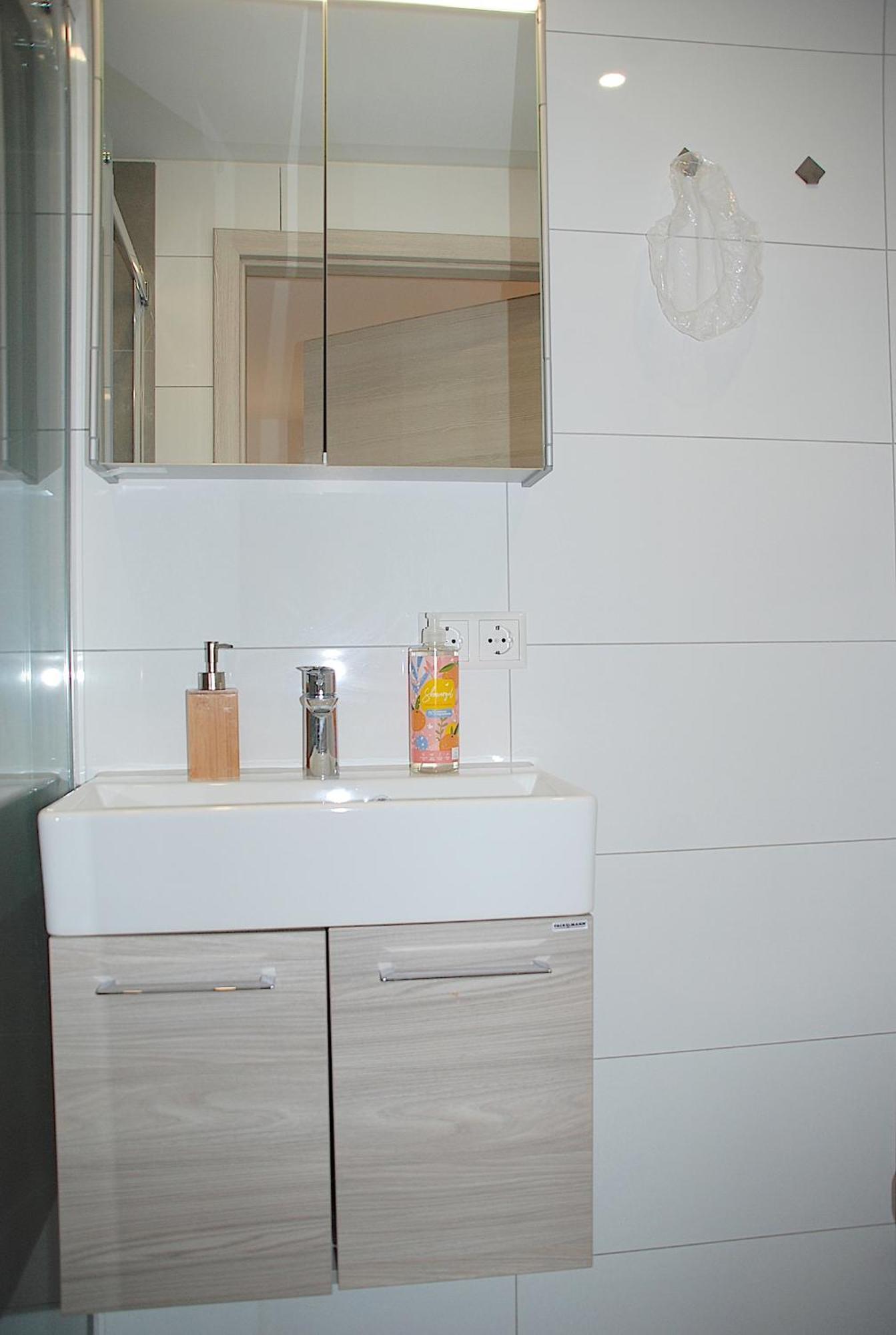 Willkommen In Dagersheim Bei Boeblingen! Gemuetliches 1 Zi Appartement Zum Wohlfuehlen In Einem Angenehmen Umfeld! Екстериор снимка