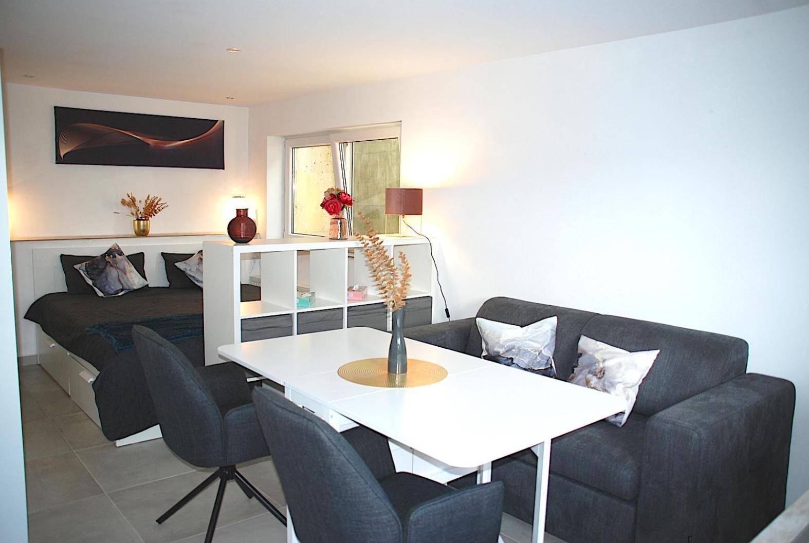 Willkommen In Dagersheim Bei Boeblingen! Gemuetliches 1 Zi Appartement Zum Wohlfuehlen In Einem Angenehmen Umfeld! Екстериор снимка